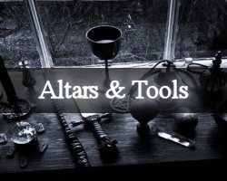 Witch's Altars & Tools